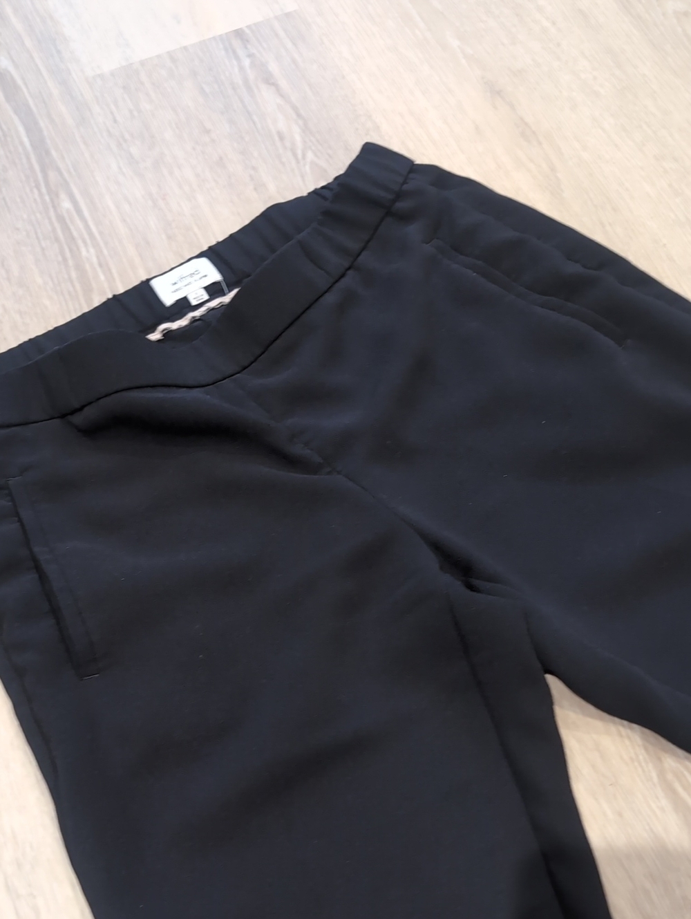 Aritzia Black High Rise Tapered Trousers - Picture 6 of 9